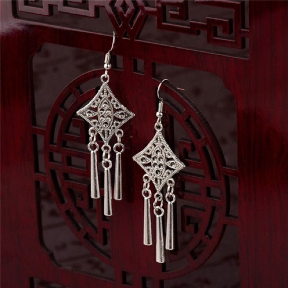 bohemian drop earring A376